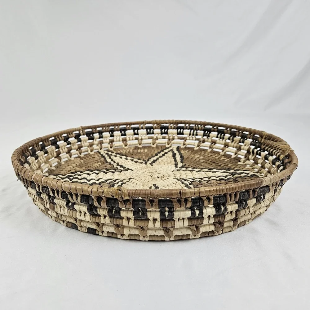N/A vintage basket